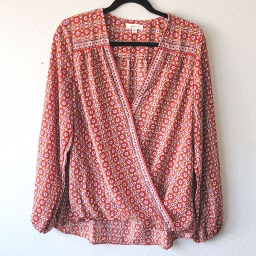 Max Studio Geometric Print Blouse in Red and White